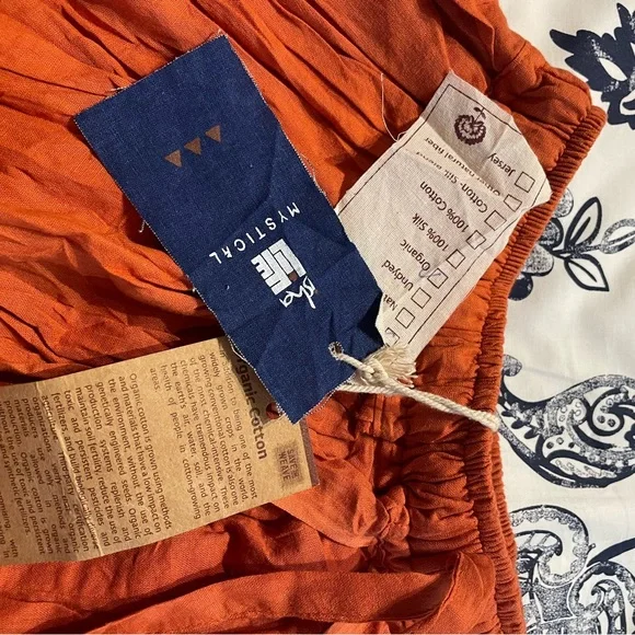 Vesti Rust Orange Pants - Picture 2 of 4